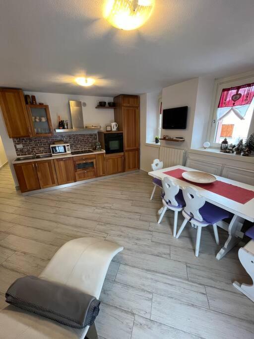 דירות Villa d'Allegno Trilocale Con Vista Piste Da Sci מראה חיצוני תמונה